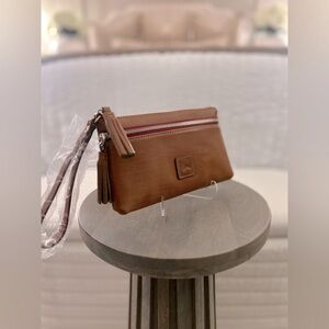 Dooney And Bourke Florentine Double Zip Wristlet Clutch in NATURAL